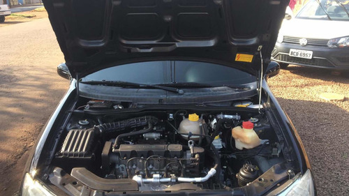 Imagem 7 de 9 de Chevrolet Corsa Classic Sedan Completo
