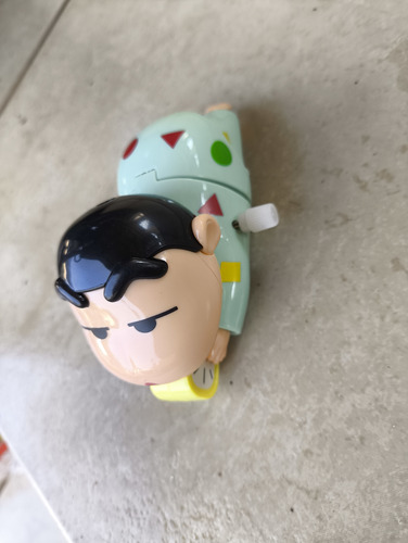 Boneco Shin Chan A Corda - Incentive Seu Bebê A Engatinhar