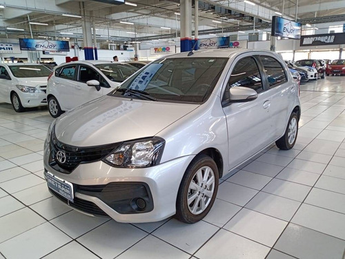 Imagem 1 de 10 de Toyota Etios 1.5 X Plus 16v Flex 4p Automático