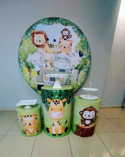 Aluguel De Mesas E Cadeiras, Toalhas, Decoração E Brinquedos