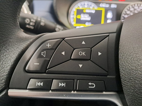 Imagen 13 de 15 de Nissan Versa New Versa Advance Cvt Fase Ii 1.6 2023 0km