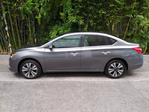 Imagen 3 de 9 de Nissan Sentra Exclusive Navi Cvt 2017