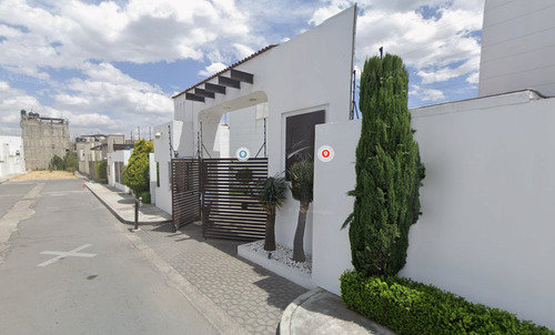 Bonita Y Amplia Casa En San Mateo Metepec, Excelente Oportunidad De Inversión -no Creditos- Agr