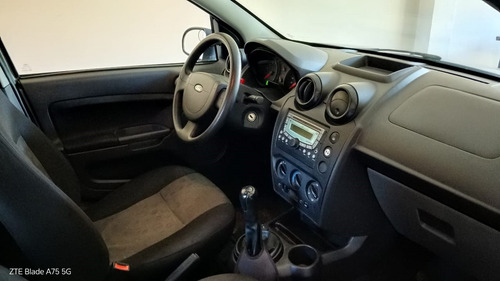 Ford Fiesta 1.6 One Ambiente Plus 98cv