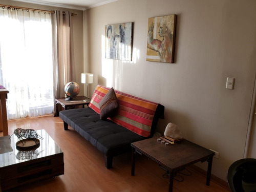 Vende Excelente Departamento En Barrio Republica - Santiago