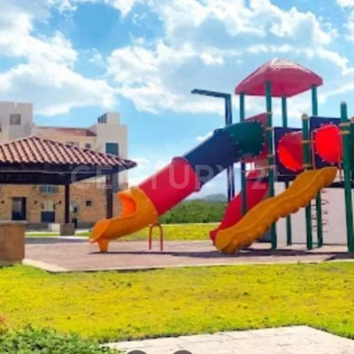 Casa En Renta Al Sur En Residencial Lucerna