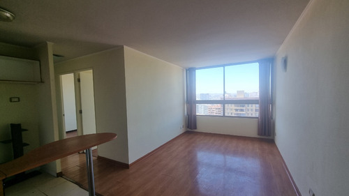 Santiago, San Francisco 2 D 1 B Piso Alto. Precio Rebajado.