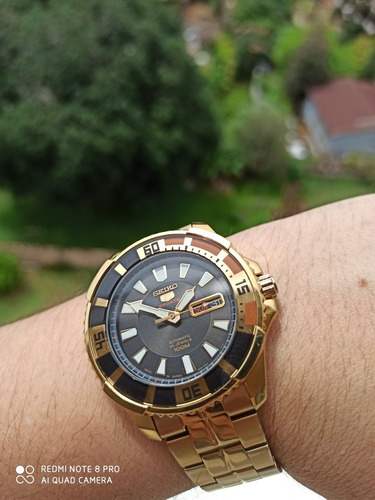 Exclusivo Seiko Sports Made In Japan Dourado Giratório