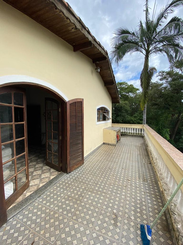 Chácara Com Piscina Em Mairiporã