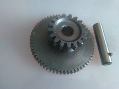 Imagen 4 de 4 de Piñon De Arranque 150cc 17 Dientes