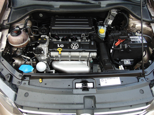 Volkswagen Vento 1.6 Highline Mt