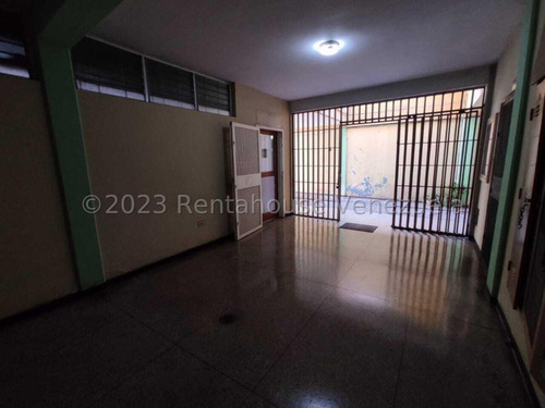 Milagros Inmuebles Oficina Alquiler Barquisimeto Lara Zona Centro Economica Comercial Economico Código Inmobiliaria Rent-a-house 23-21115