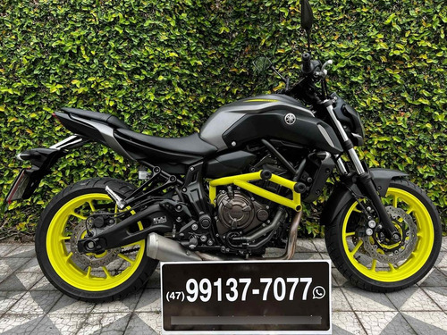 Imagem 3 de 14 de Yamaha Mt-07 Abs