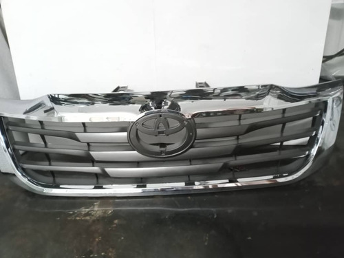 Parrilla Hilux 2012 2013 2014 2015 2016 