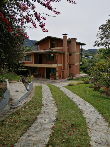 #vendo Casa Campestre El Peñol Antioquia Fr1