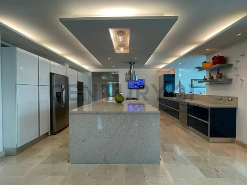 Casa En Venta En Lechería Cr Las Villas