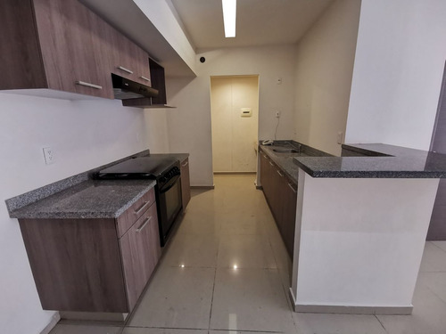 Departamento En Venta En Vía Santa Fe Con Terraza Y Bodega (m2d3178)