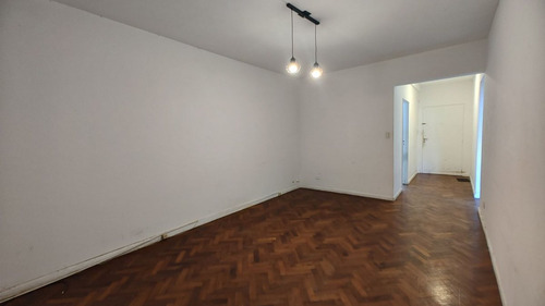 Venta Depto 2 Ambientes Floresta Zona Comercial