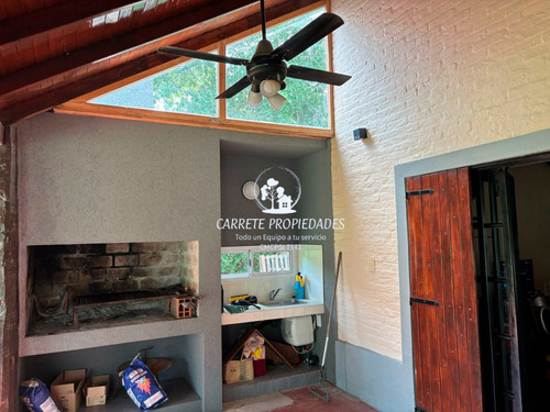 Venta Casa Quinta 2 Dormitorios Barrio Parque Las Lomadas Con Cochera