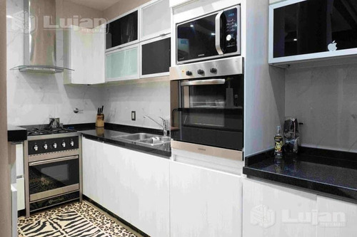 Imagen 3 de 30 de Caaguazu 7343 Excelente Casa - Liniers Con Parque