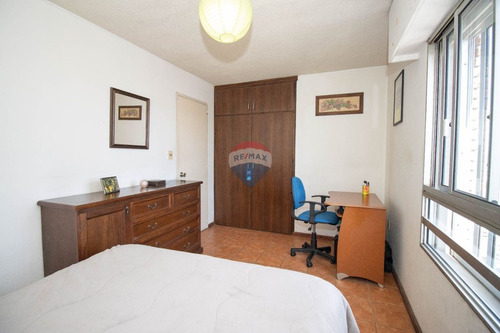 Venta Apartamento 2 Dormitorios Balcón Centro