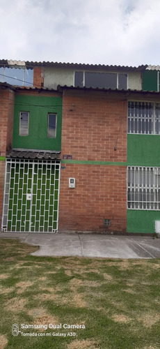 Imagen 2 de 8 de Arriendo Casa De 3 Pisos