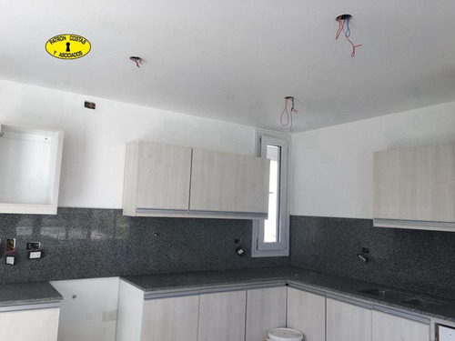 2445aa-casa 3 Dormitorios 1 En Suite Living Comedor Cocina I