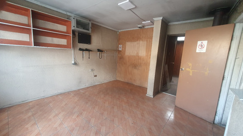 Arriendo Local Comercial En El Centro De Coyhaique
