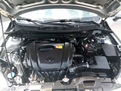 Imagen 15 de 15 de Toyota Yaris 2019 1.5 R Xle High Sedan At