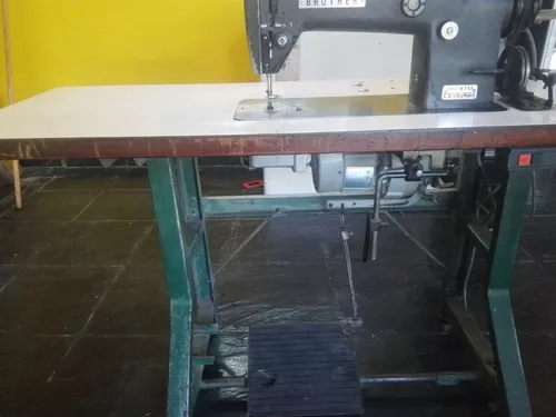 Máquinas de coser industriales Brother, rectas, overlock y más