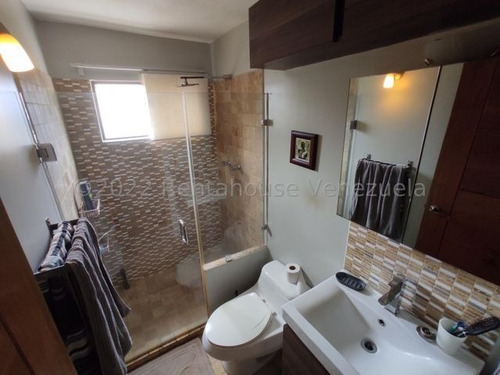 Imagen 14 de 15 de Casa En Venta Bosques De La Lagunita 22-25571 Wolfgang Liaz 0414-132-24-22 0412-582-01-12