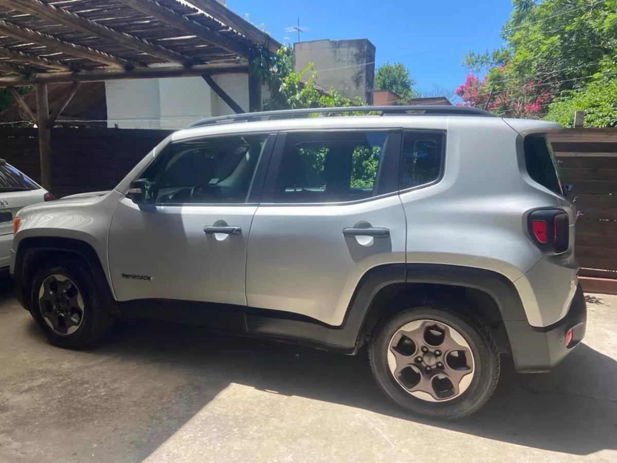 Jeep Renegade 1.8 Sport At