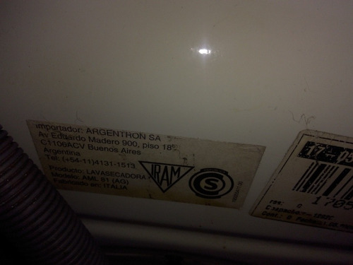 Lavasecarropas Ariston, Modelo Aml 81 Funciona Con Ruido