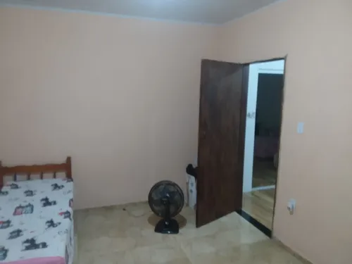 2 Quartos 1 Sala 1 Cozinha 1banheiro Quintal Garagem