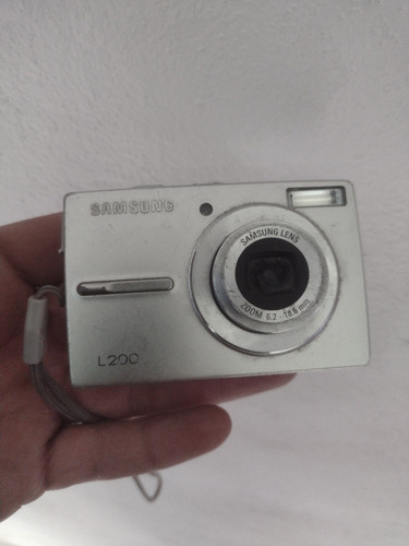 Camara Samsung L200