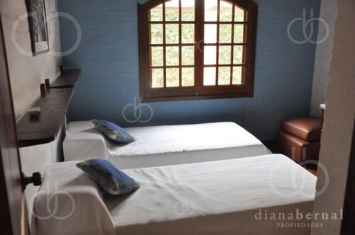 Punta Del Este, Jardines De Cordoba, 4 Dormitorios Y Dependencia*- Ref: 42991