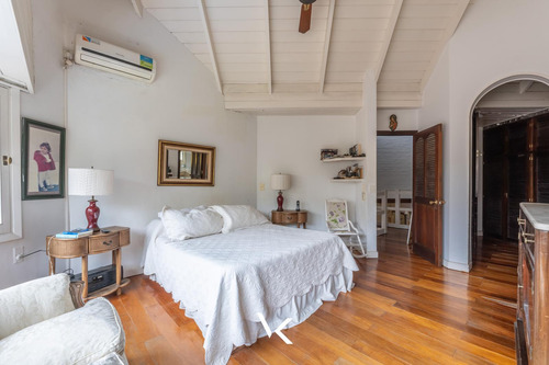 Casa En Venta En Martinez