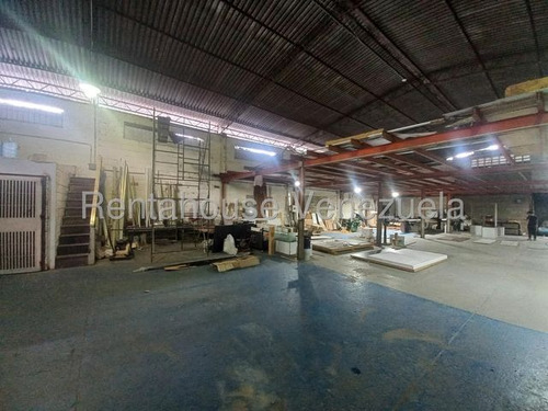 Mls #25-15716 En Terreno Plano Tn