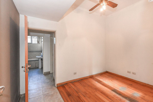 Venta Casa 5 Ambientes Con Cochera Versalles