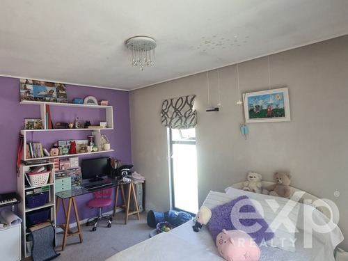 Parcela En Venta , Algarrobal 2. Espectacular Patio. 3d +