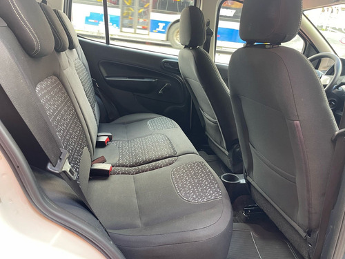 Fiat Uno 1.0 Attractive Flex 5p