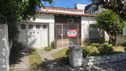 Casa Lote Propio De 3 Amb.