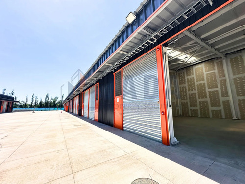 Bodega En Arriendo En Ciudad Empresarial 156m2 Huechuraba