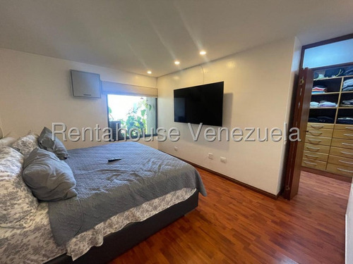 Apartamento Piso Medio Regency Plaza Remodelado En Calle Cerrada En Venta En Los Naranjos Avenida Norte 4 Caracas