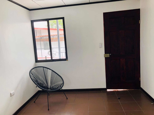 Imagen 9 de 21 de Hermoso Apartamento El Roble Alajuela
