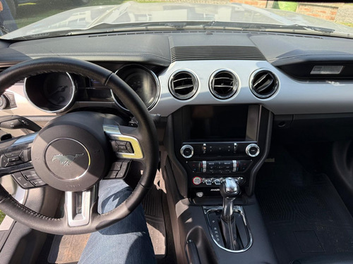 Ford Mustang 5.0 Gt 421cv