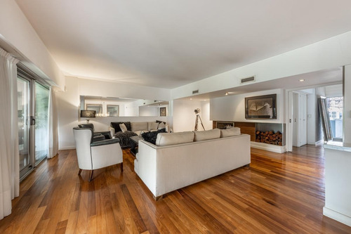Imagen 4 de 16 de Hermosa Casa En Venta En Acassuso - San Isidro