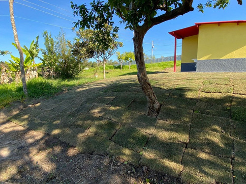 Imagem 8 de 14 de R07- Casa Toda Pronta Na Cidade De Guararema.