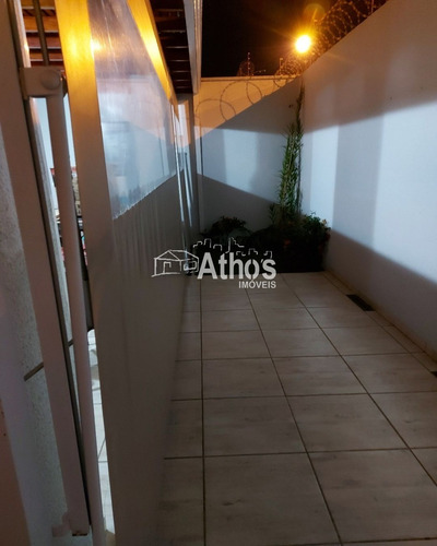 Sobrado Em Condomínio Com 3 Dormitórios(1 Suíte), Wc. Social, Sala 2 Ambientes, Cozinha Planejada, A.s. Planejada, Área Gourmet Com Churrasqueira, 2 Vagas De Garagem. Móveis Planej - Sb00637 - 692853