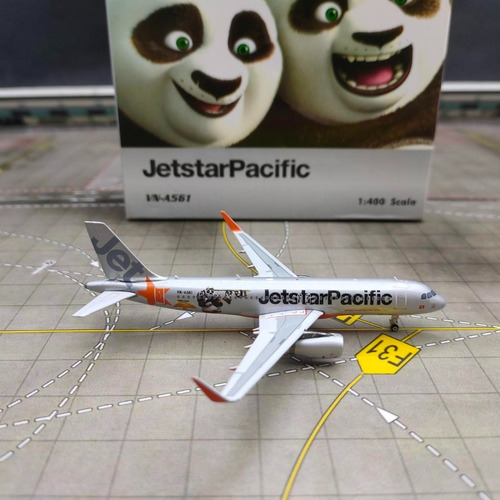 Jetstarpacific Airbus A320-200 Kung Fu Panda Phoenix M1:400